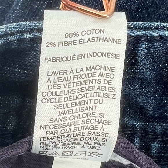 Express Jeans Cuffed Hem Button Fly Jean Shorts Size 4 Women’s - Picture 7 of 7